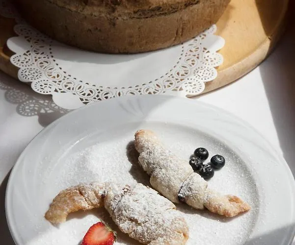 Отель Paramont Вальгризанш